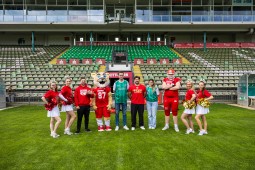 Football-Feiertag auf der Lohmühle: Lübeck Cougars empfangen Hamburg Pioneers – Fan-Event startet ab 13 Uhr